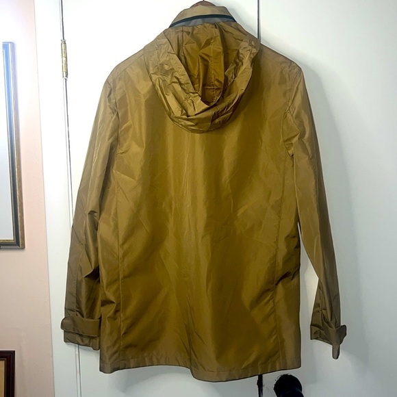 Kenneth Cole Tan Raincoat with Utility Design Small - Picture 5 of 6